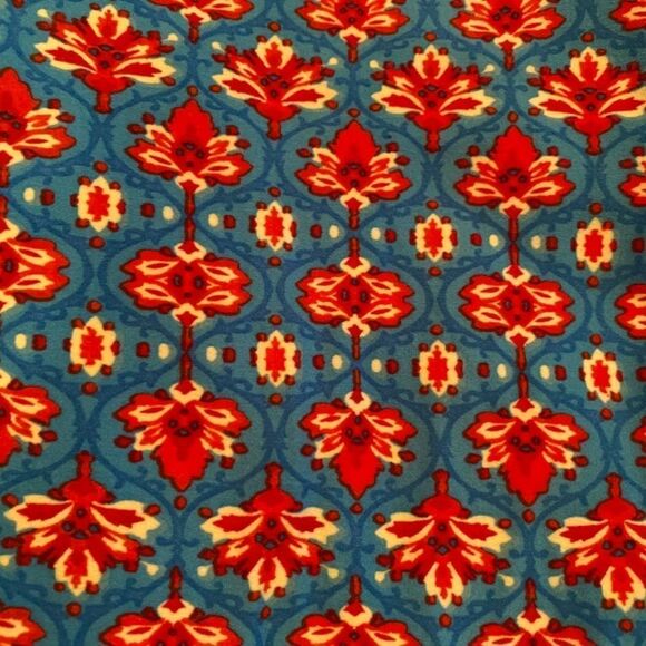 0573  LuLaRoe Size T & C Leggings Floral Print Blue and Red New - Picture 3 of 5